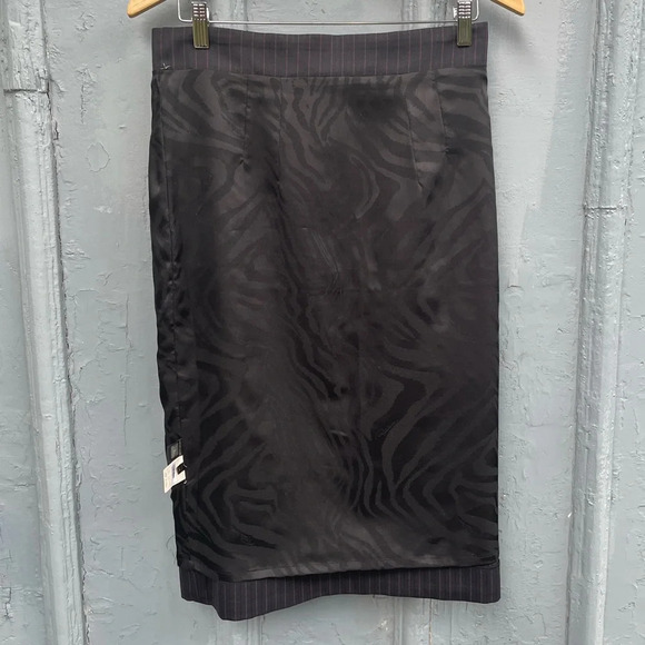 Roberto Cavalli Pin stripe Pencil Skirt, size IT44 (US6/8) - Picture 2 of 10